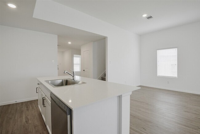 Building Photo - 21811 Carpineti Ln