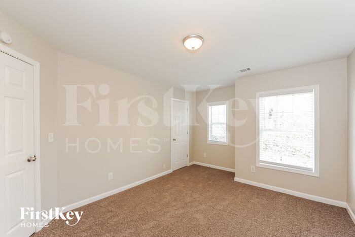 Building Photo - 5440 Crestwick Wy