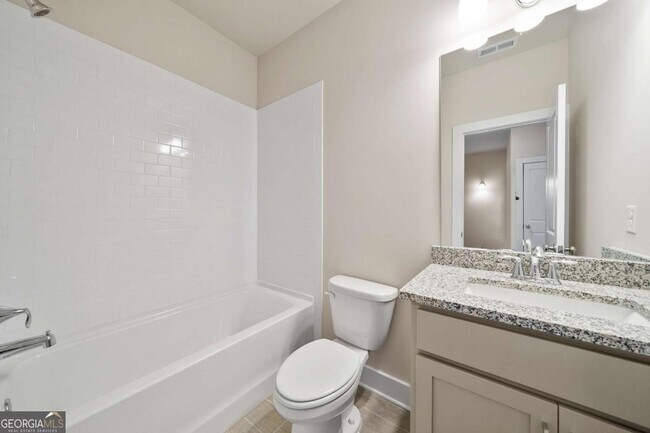 Building Photo - 3761 Oxford Cir