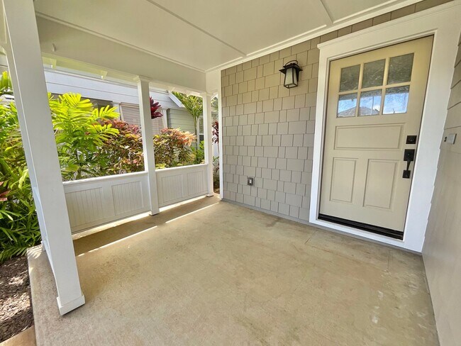 Building Photo - 4 Bedroom 3 Bath, 2 Car garage w/3rd parking stall, Solar panels (RRLLC)