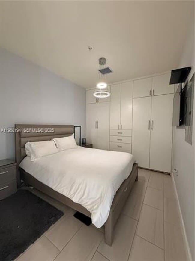 Building Photo - 7815 NW 104th Ave