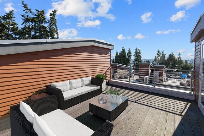 Building Photo - LUXURY MAGNOLIA 3 BED TOWNHOME FOR RENT W ...