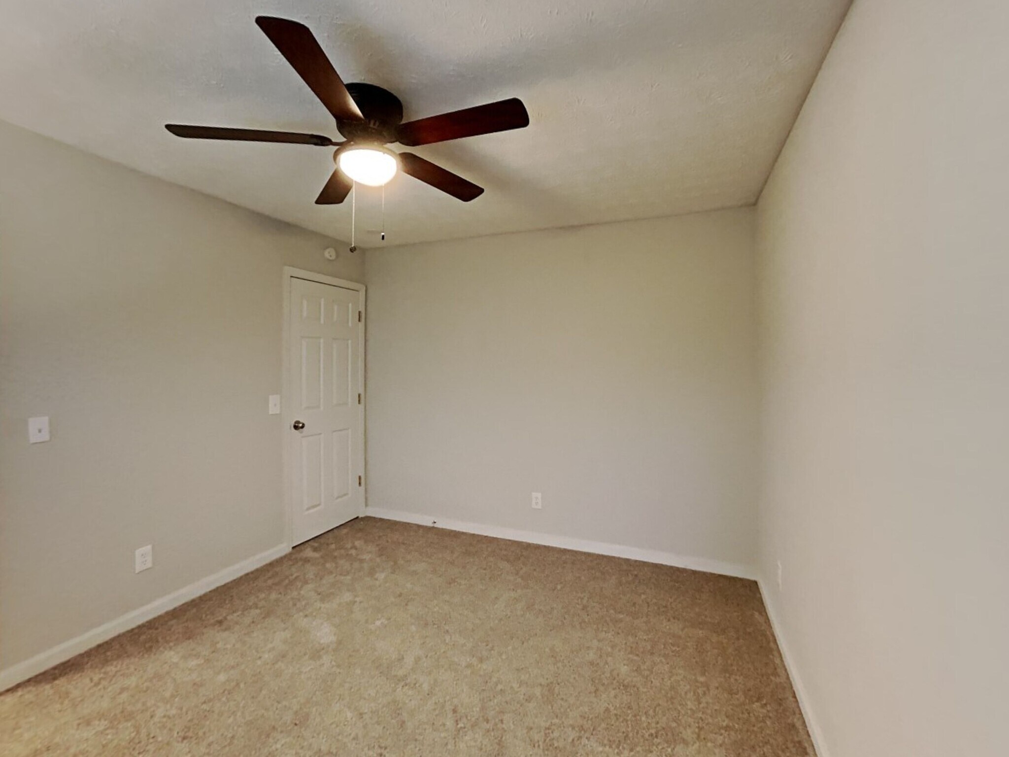 Building Photo - 3718 Cherokee Overlook Dr