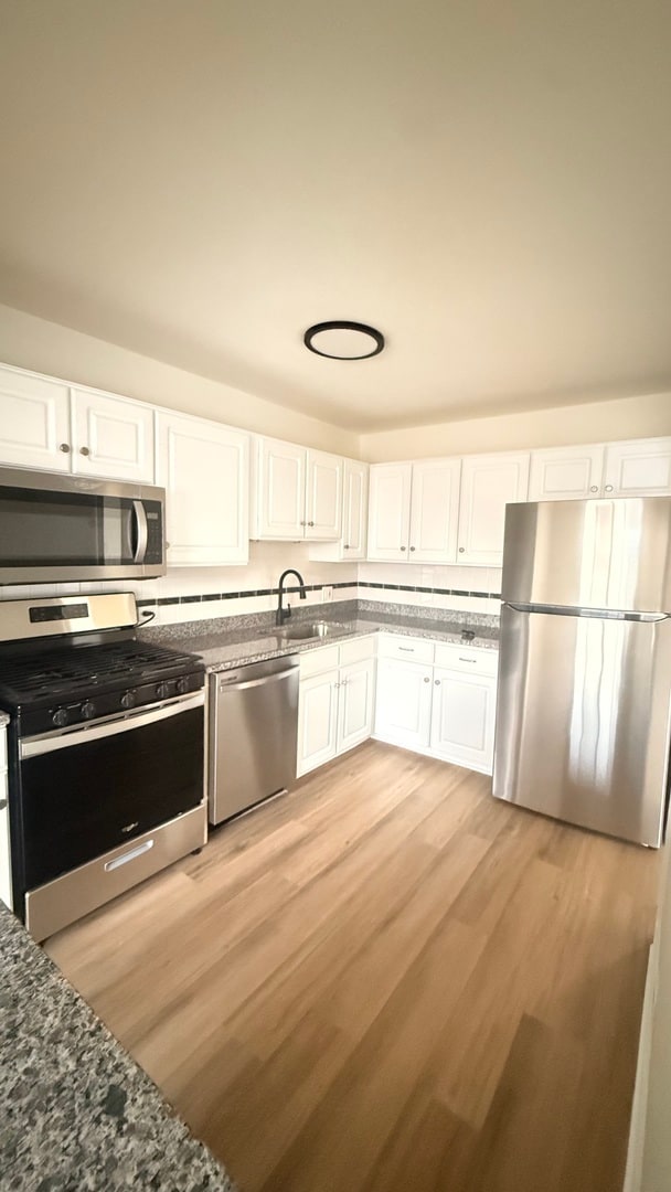 Building Photo - 604 Bayview Point