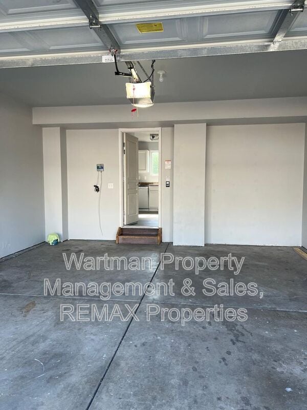 Building Photo - 213 Audubon Dr