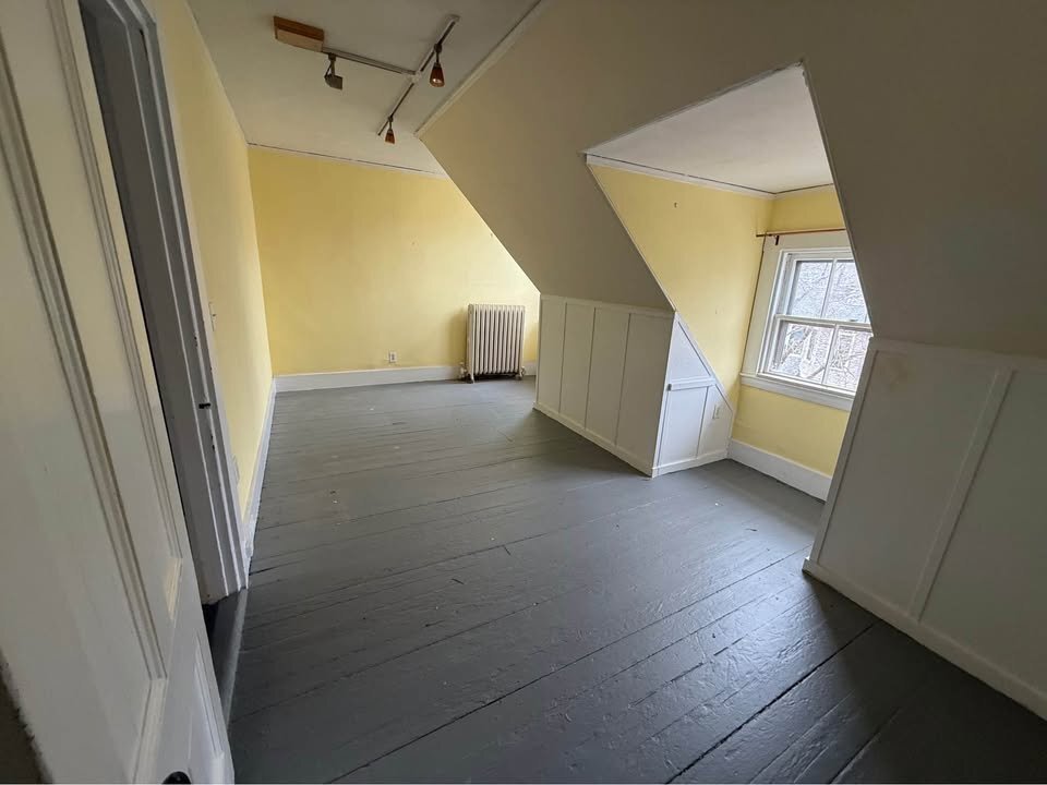 Building Photo - 6-8 Hurlbut St