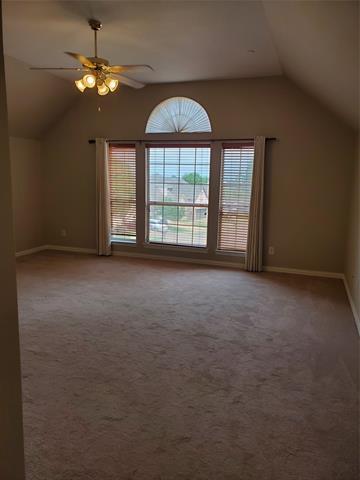 Building Photo - 532 Silver Maple Dr