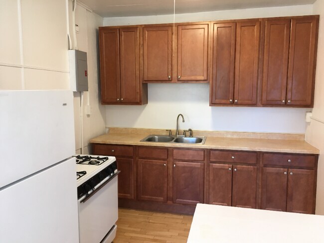 Building Photo - 908 Ashland Ave