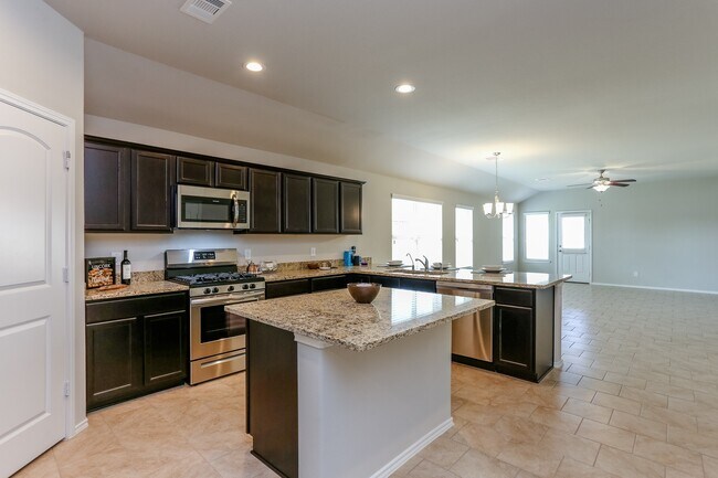 Primary Photo - 9922 Southern Bayberry Dr