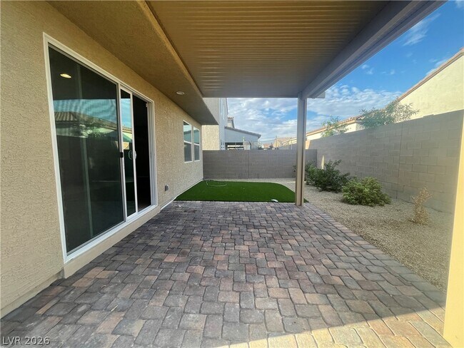 Building Photo - 4749 Prizewinner St
