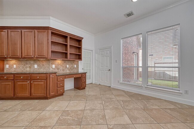 Building Photo - 25510 Autumnwind Ct