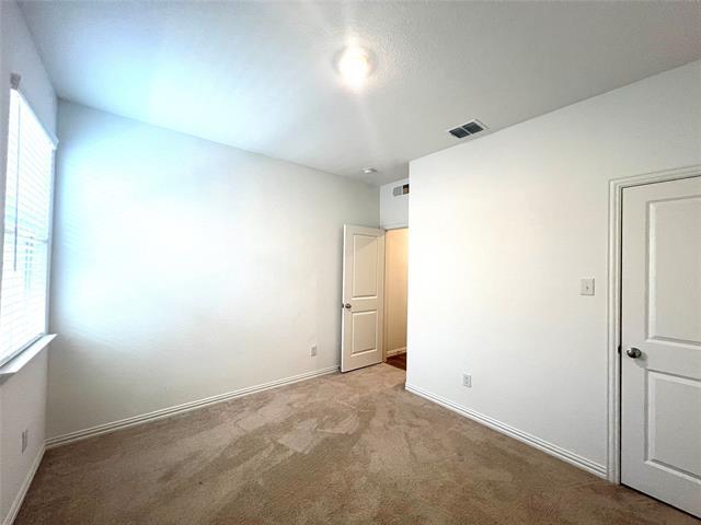 Building Photo - 1216 Blue Spg Dr