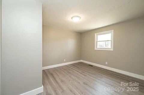 Building Photo - 3166 Sigmon St
