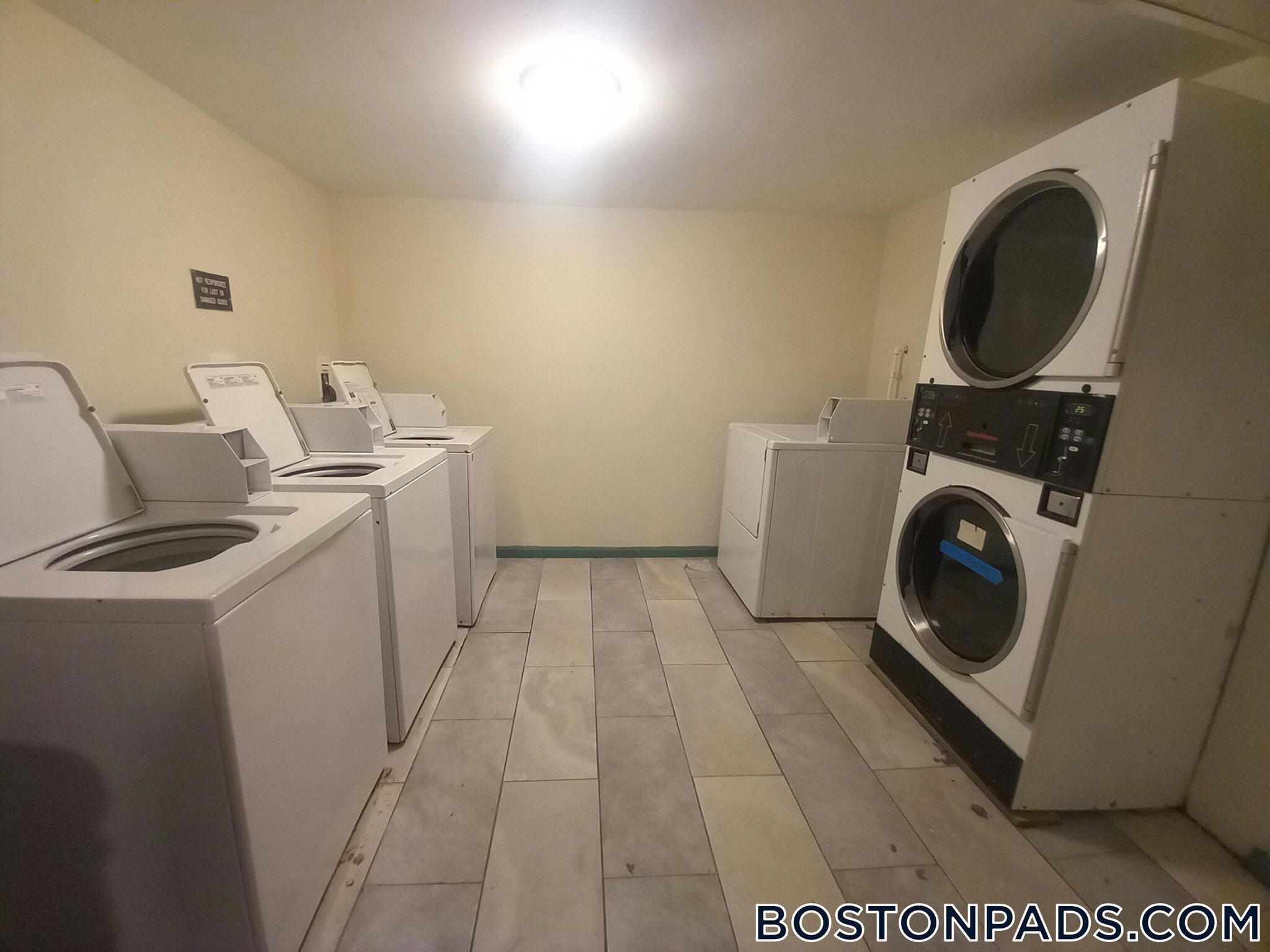 Building Photo - 8 Wait St