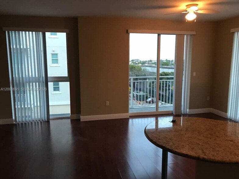 Building Photo - 7275 SW 90th Way