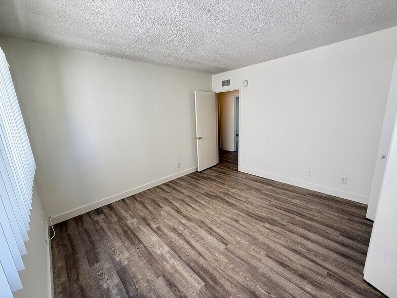 Building Photo - 3545 Keystone Av