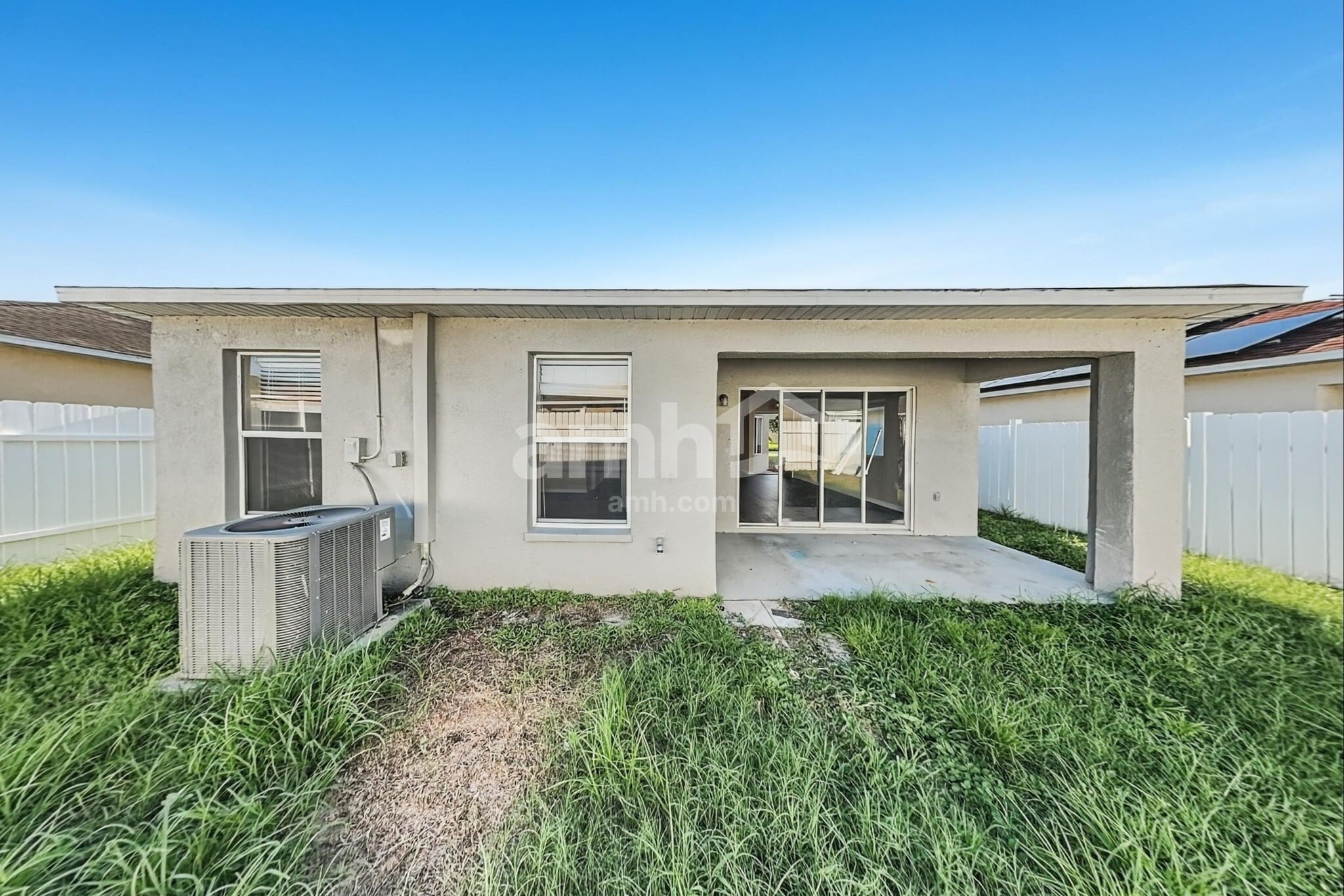 Building Photo - 11808 Lynmoor Dr