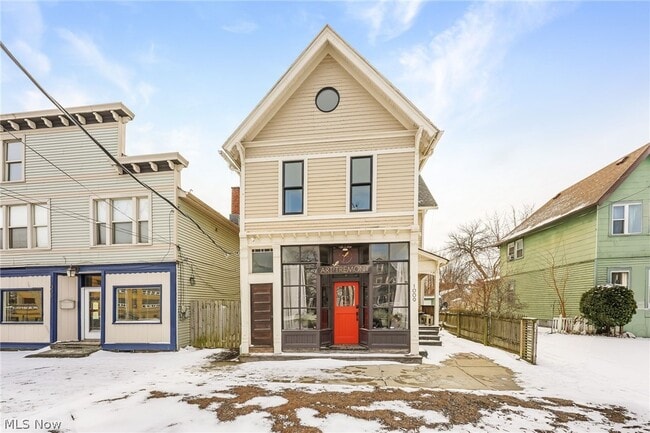 Building Photo - 1009 Kenilworth Ave