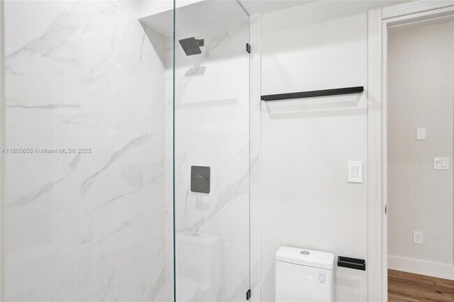 Building Photo - 21382 Marina Cove Cir
