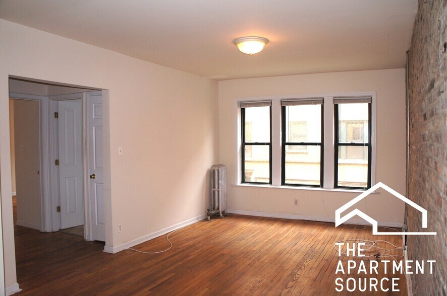Building Photo - 2332 N Spaulding Ave