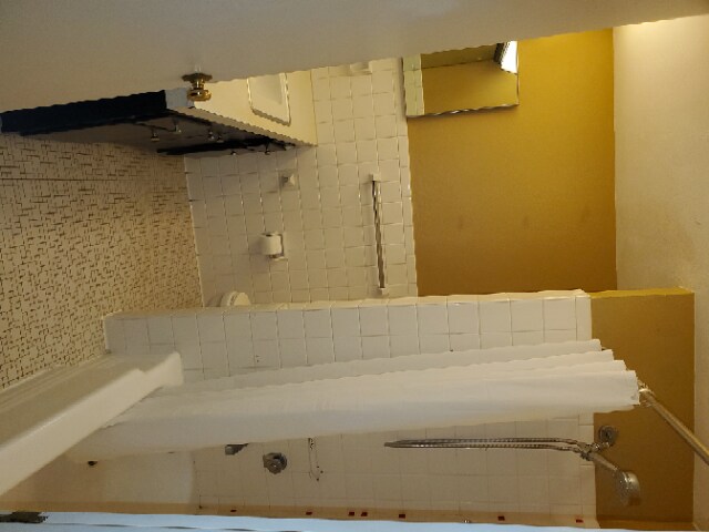 Building Photo - 3320 Bardstown Rd
