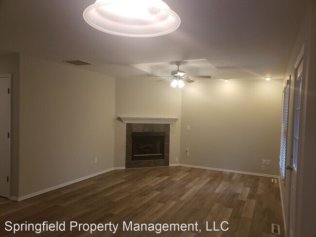 Primary Photo - 3 br, 2 bath House - 940 South Peachtree