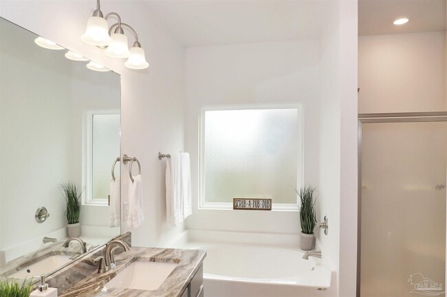 Building Photo - 2110 Cambridge Park Dr