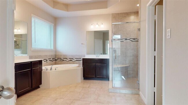 Building Photo - 5434 Wildbrush Dr