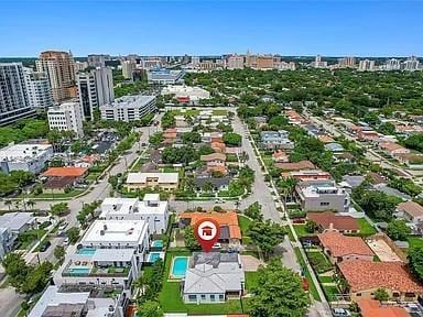 Building Photo - 3050 SW 21st St