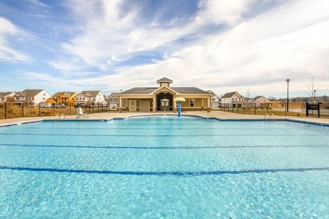 Building Photo - Coming Soon - Beautiful Home in Benson!