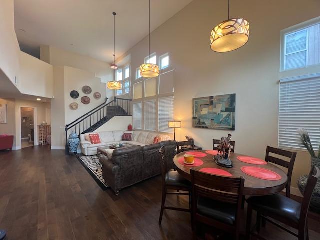 Building Photo - 5175 Via Seville