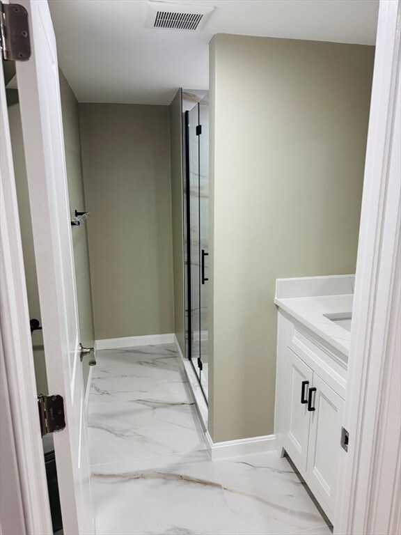 Building Photo - 12 Emerald St