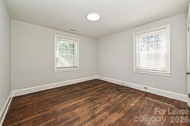 Building Photo - 415 Norris Ave