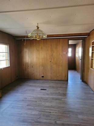 Building Photo - 234 E Yaupon Oak