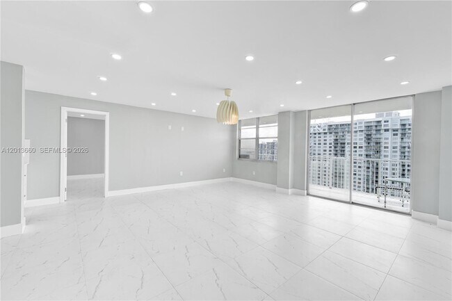 Building Photo - 2851 NE 183rd St