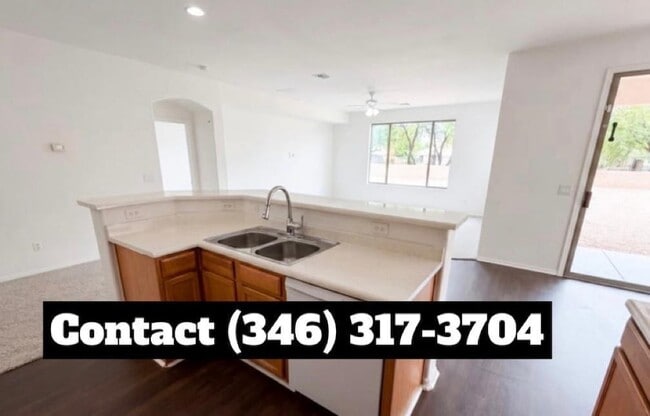 Building Photo - 14109 W Windrose Dr