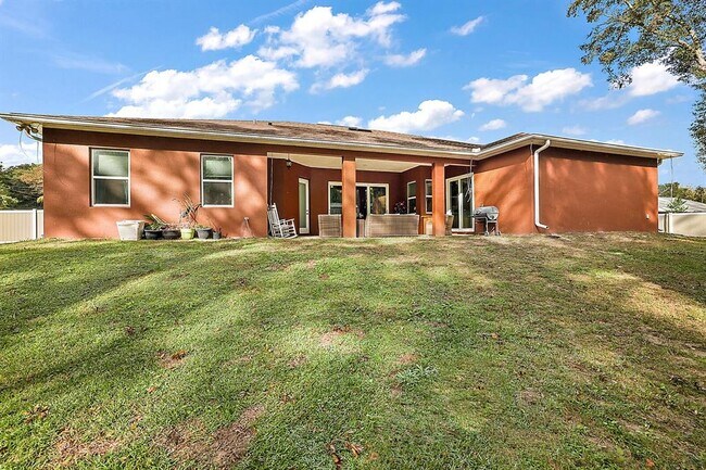 Building Photo - 4562 SE 136th Ln