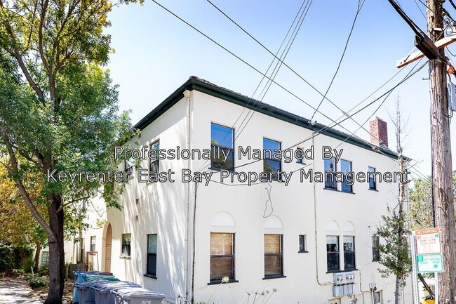 Building Photo - 1655 Euclid Ave
