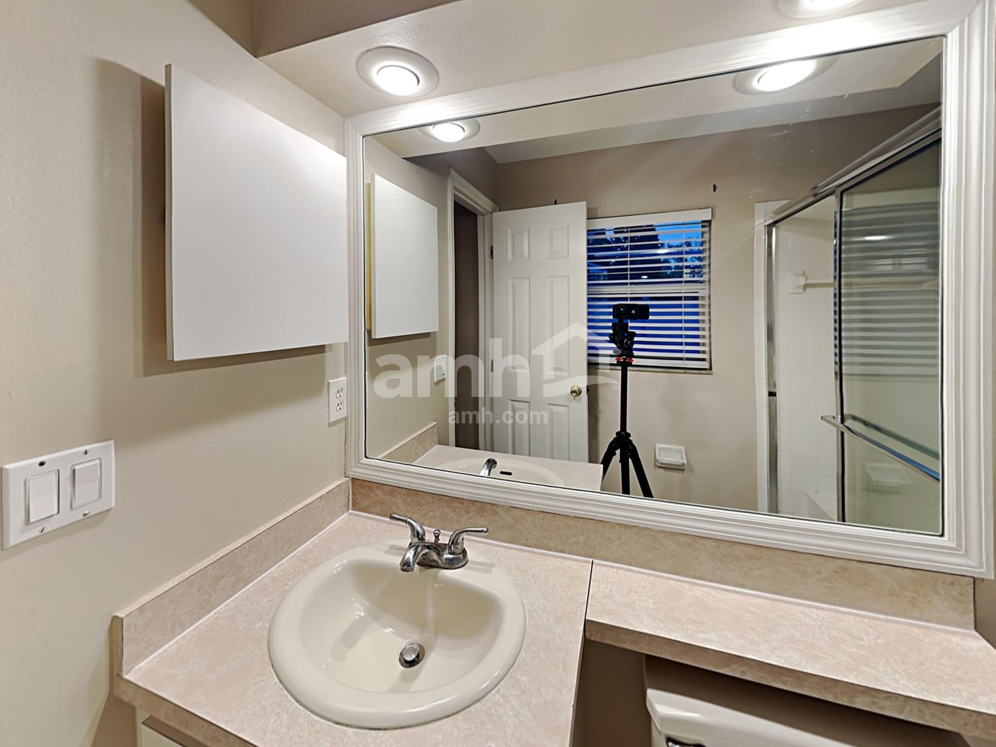 Building Photo - 4908 Rambling Rose Pl