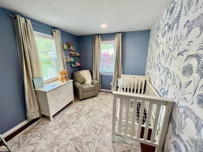 Building Photo - 3 Donna Dr