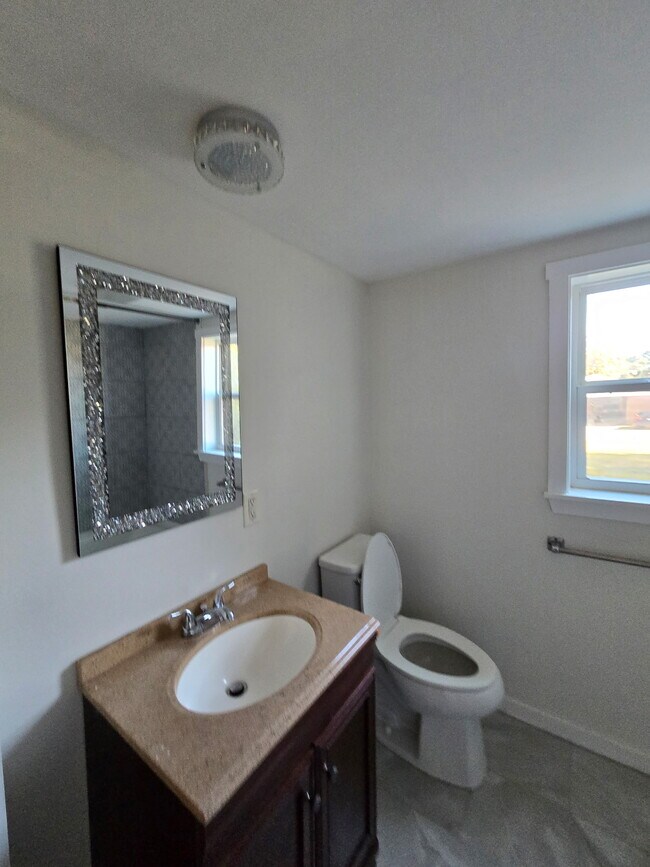 Building Photo - 1150 Ramblin Rd