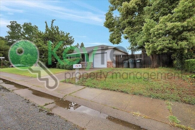 Building Photo - 3540 Grant Park Dr