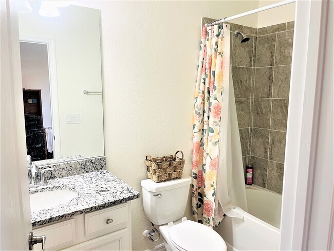 Building Photo - 9359 Foxglove Ln