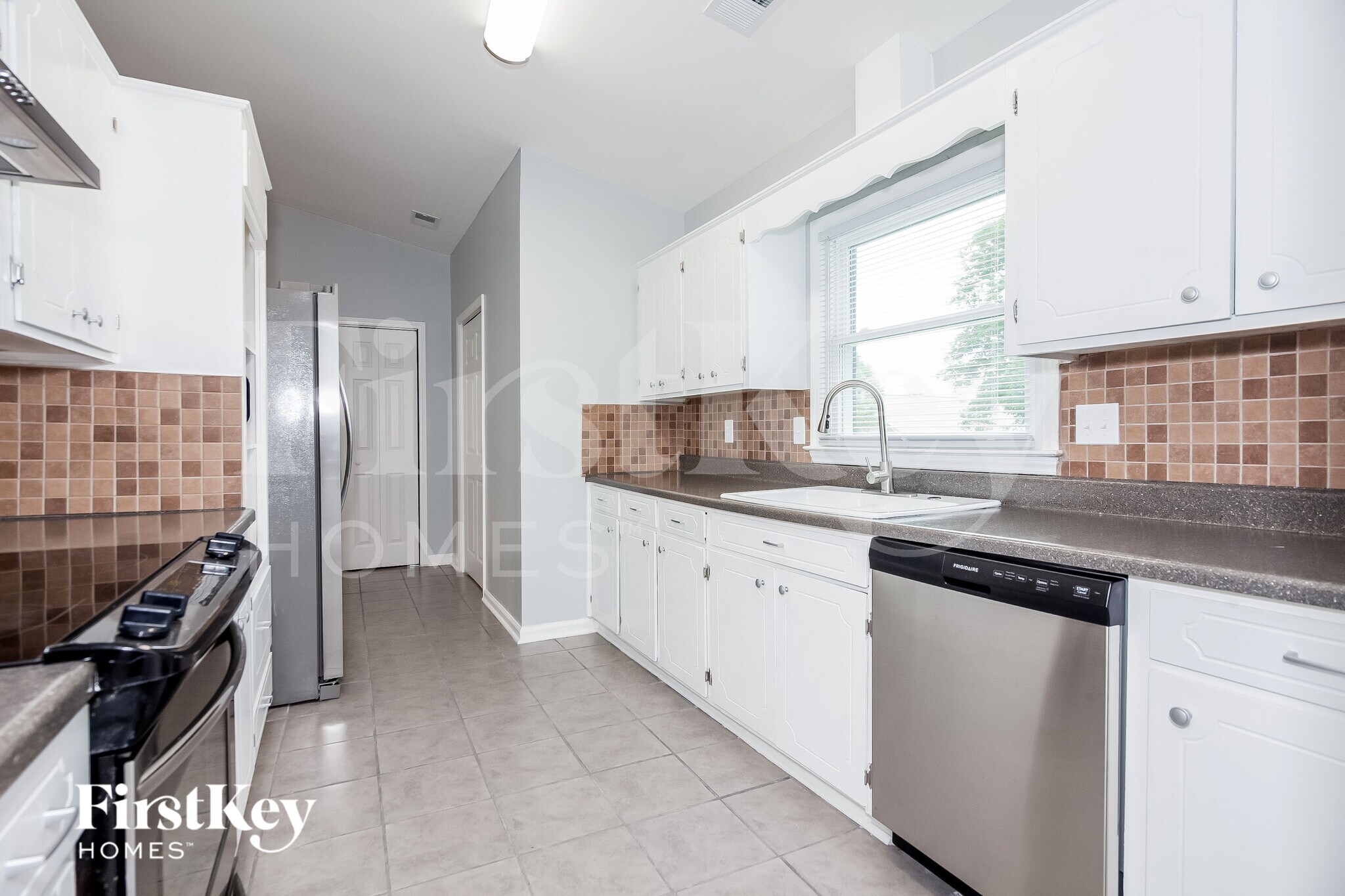 Building Photo - 3541 Heather Ln