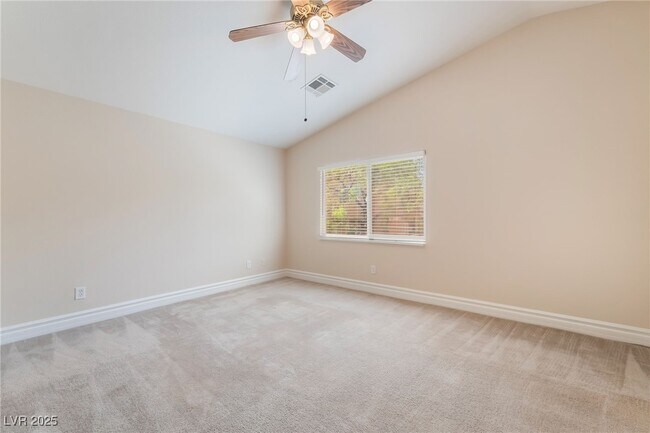 Building Photo - 175 Wicked Wedge Way