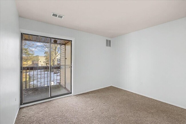 Building Photo - 66 Banner Ct