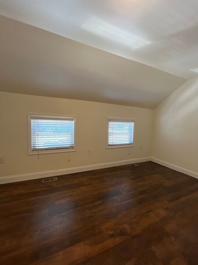 Building Photo - 43-55 N 5th Street