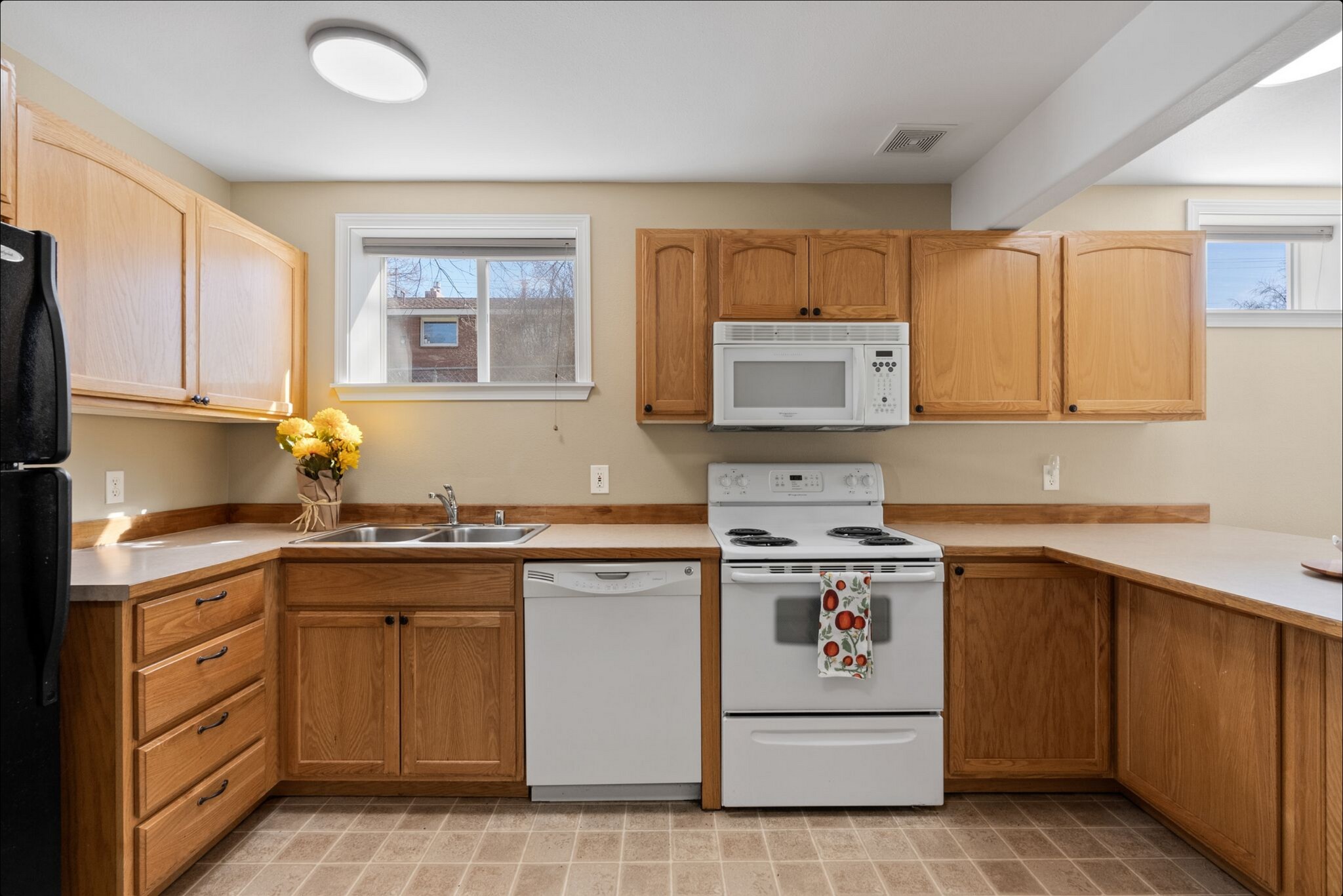 Basement kitchen - 3519 E 25th Ave