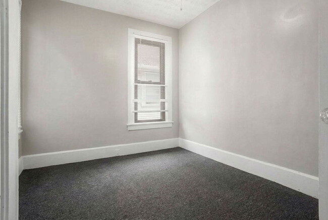 Building Photo - 45 McMillen Ave