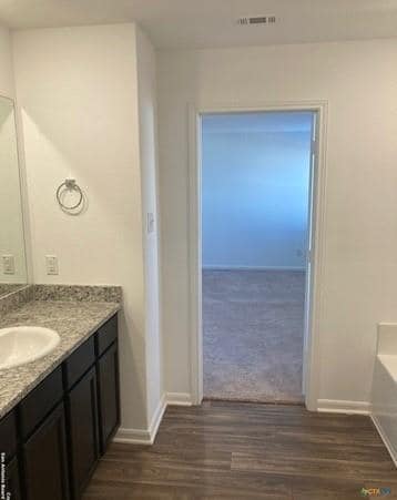 Building Photo - 761 Greenway Trl